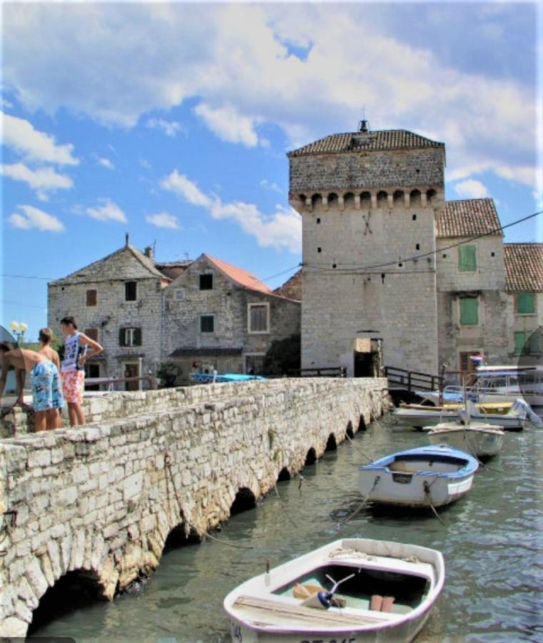 Apartman Scotti Kaštela Esterno foto