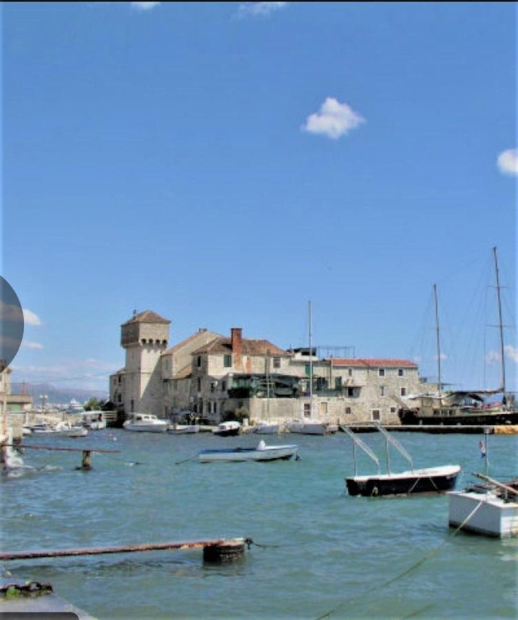 Apartman Scotti Kaštela Esterno foto